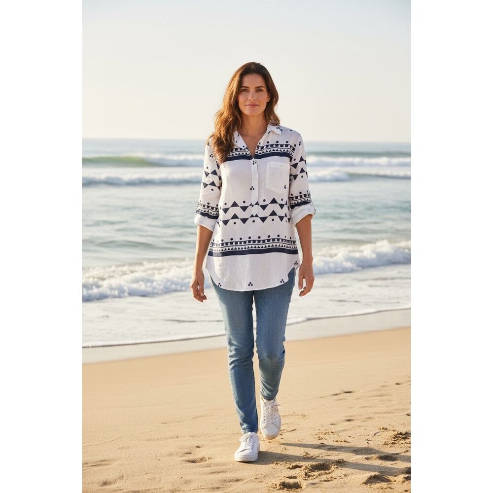 J Crew Linen Printed Popover Shirt Blouse White Navy Blue Geometric Size Medium